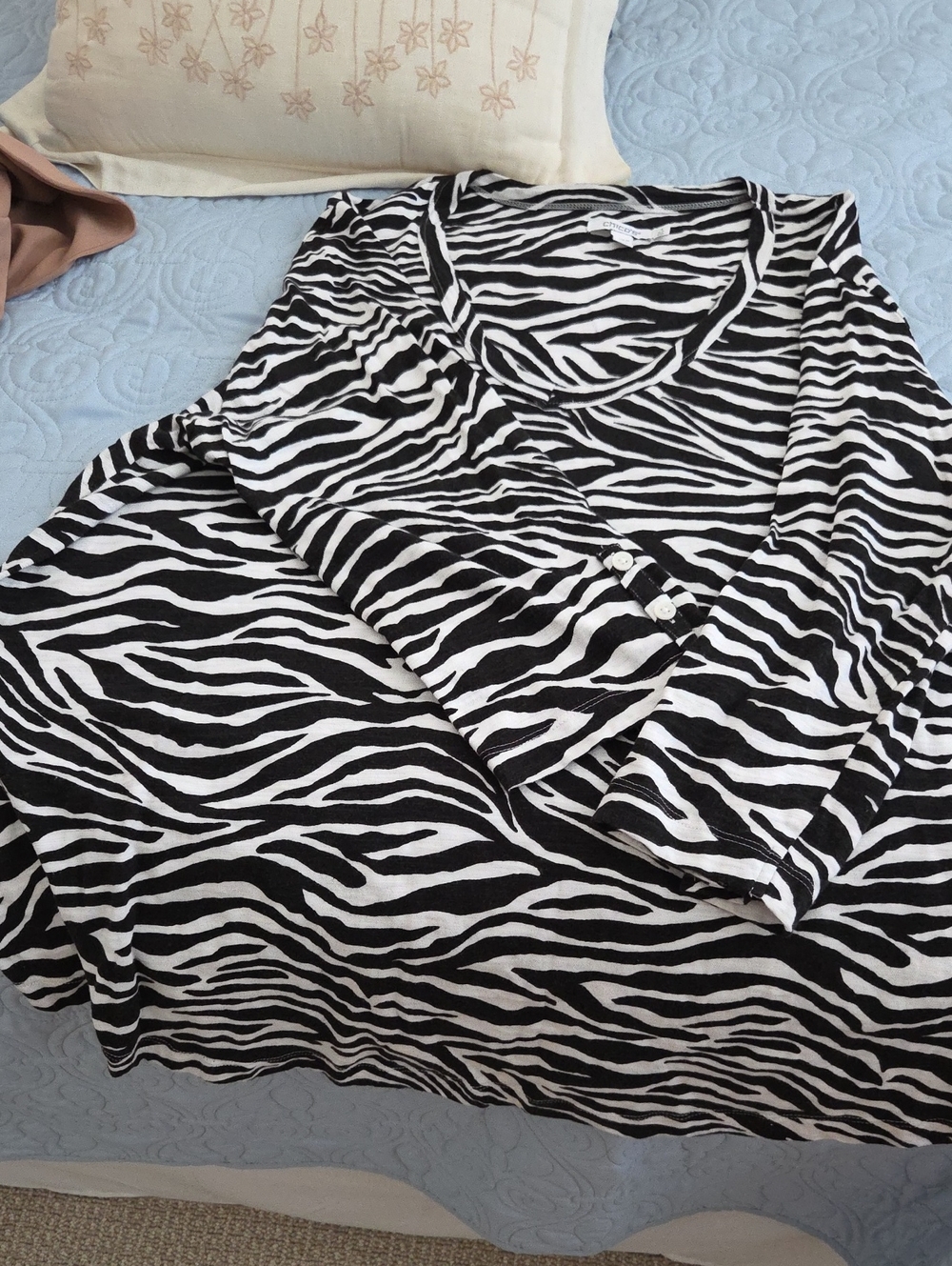Womems T Shirt